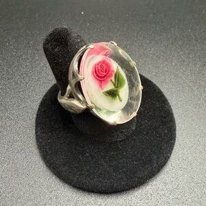 Vintage lucite Rose 925 Sterling Silver Ring Size 6.5. #M09